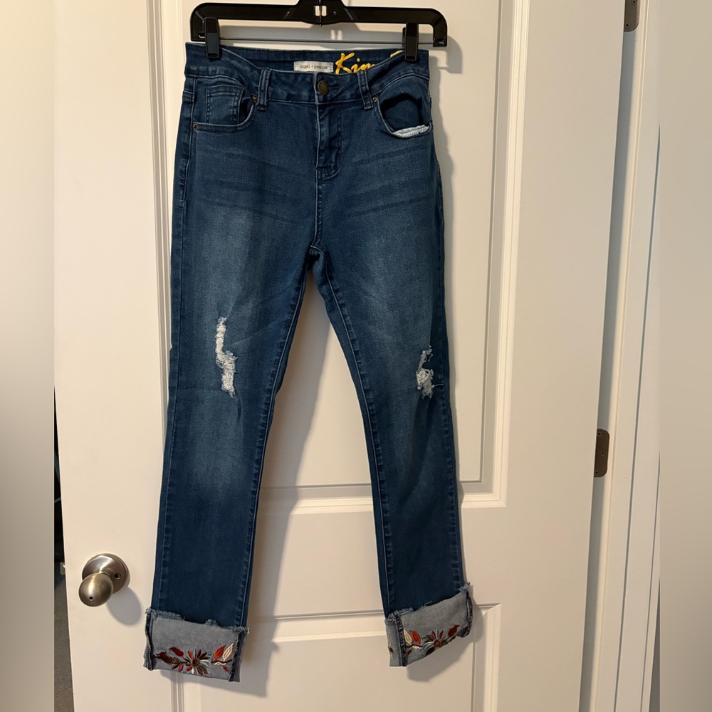 Embroidered Blue Ankle Jeans